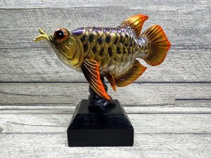 画像1: Arowana Figure
